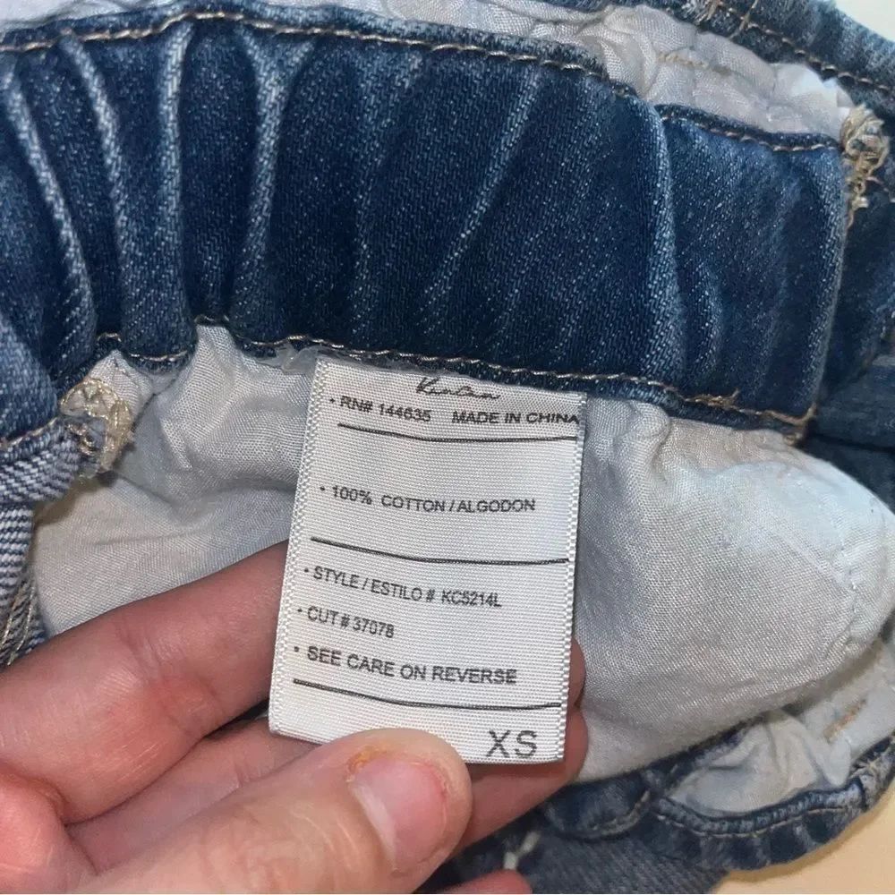 Womens KanCan light washed distressed Jeans size XS Super Cute Denim - Picture 8 of 11